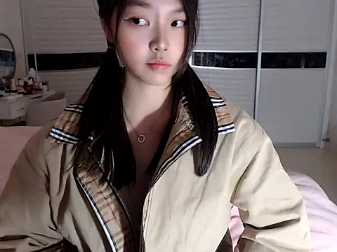 Snapshot of -Lucky_Girl chatting on 26, 2, 2025 -Lucky Girl online show from 26, 2, 2025