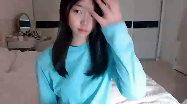 Snapshot of -Lucky_Girl chatting on 10, 3, 2025 -Lucky Girl online show from 10, 3, 2025