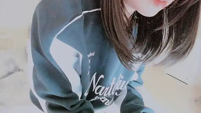 Snapshot of -Lucky_Girl chatting on 11, 10, 2025 -Lucky Girl online show from 11, 10, 2025