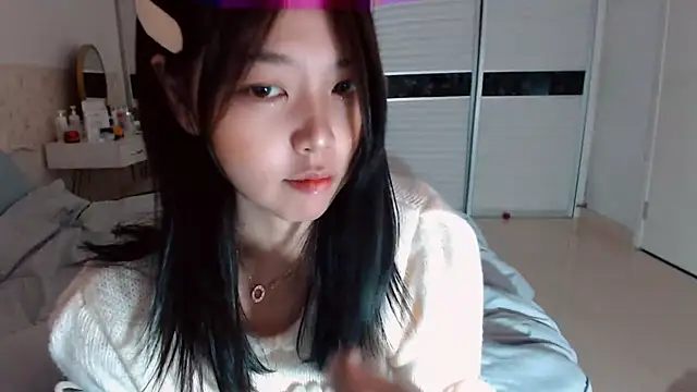 Snapshot of -Lucky_Girl chatting on 14, 10, 2025 -Lucky Girl online show from 14, 10, 2025