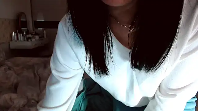 Snapshot of -Lucky_Girl chatting on 23, 10, 2025 -Lucky Girl online show from 23, 10, 2025