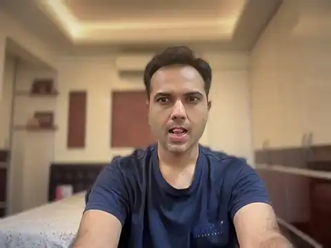 Snapshot of immog727 chatting on 19, 10, 2025 immog727 online show from 19, 10, 2025