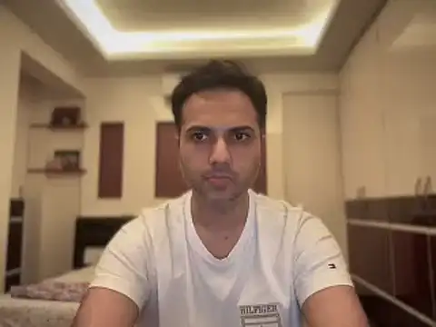 Snapshot of immog727 chatting on 24, 10, 2025 immog727 online show from 24, 10, 2025