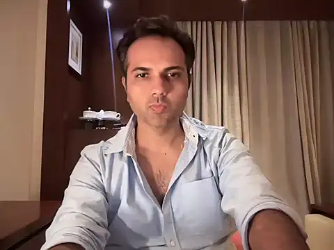 Snapshot of immog727 chatting on 24, 11, 2025 immog727 online show from 24, 11, 2025