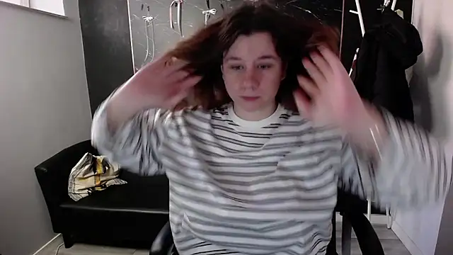 Snapshot of littleviki7 chatting on 18, 3, 2026 littleviki7 online show from 18, 3, 2026