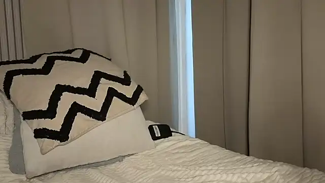 Snapshot of Sweetninaaa chatting on 29, 10, 2025 Sweetninaaa online show from 29, 10, 2025