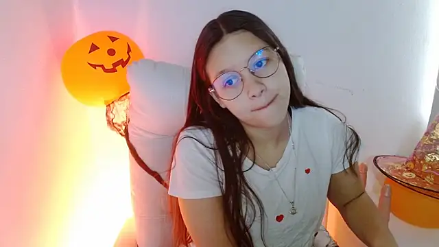 Snapshot of SamanthaRoldaan chatting on 25, 10, 2025 SamanthaRoldaan online show from 25, 10, 2025