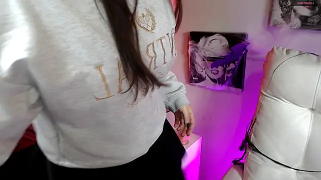 Snapshot of SamanthaRoldaan chatting on 30, 10, 2025 SamanthaRoldaan online show from 30, 10, 2025