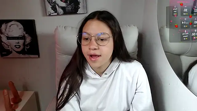 Snapshot of SamanthaRoldaan chatting on 12, 11, 2025 SamanthaRoldaan online show from 12, 11, 2025