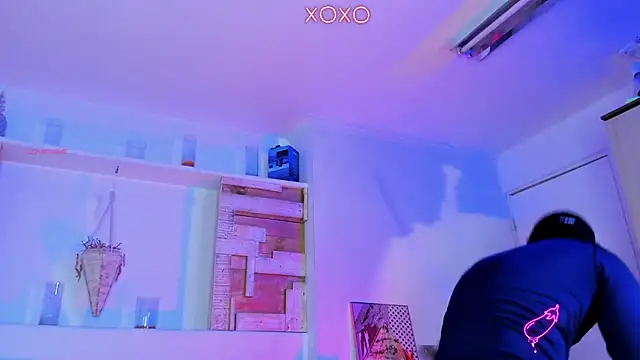 JordanSmiith  online show from 12, 1, 2025