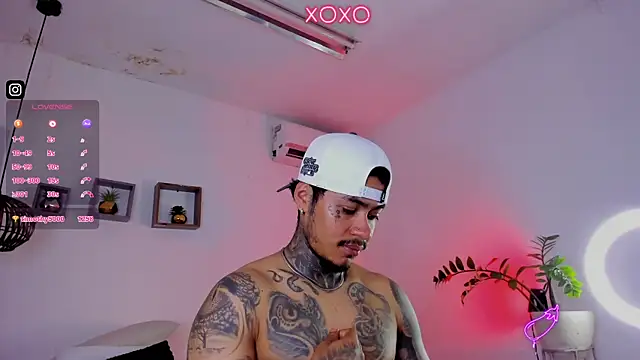 JordanSmiith  online show from 25, 1, 2025