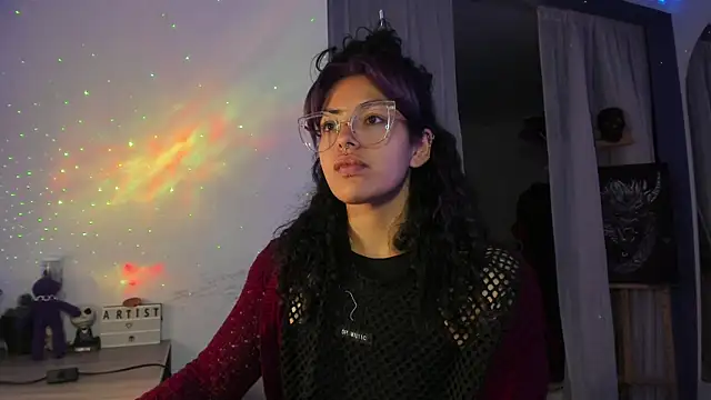 witchviolet online show from 17, 2, 2025