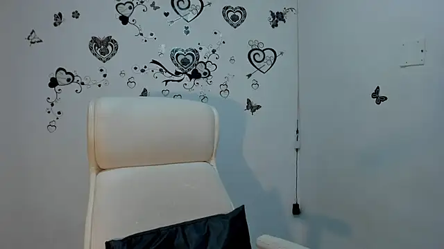 Linisprincehot69 online show from 1, 11, 2025