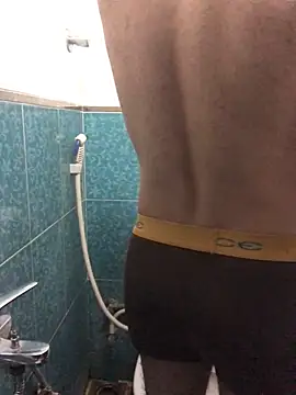 Snapshot of Arabian-B chatting on 4, 1, 2025 Arabian-B online show from 4, 1, 2025