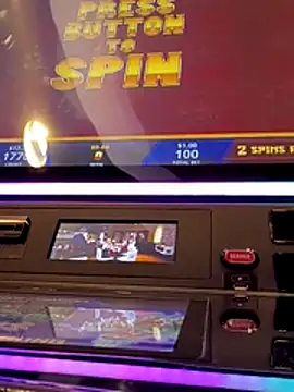 prettyboi6992 online show from 23, 3, 2026