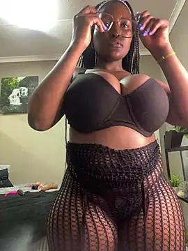 Bustygoddess32 online show from 3, 2, 2025