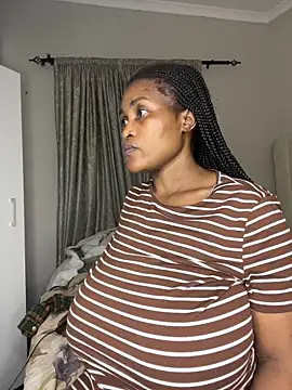 Snapshot of Bustygoddess32 chatting on 17, 3, 2026 Bustygoddess32 online show from 17, 3, 2026