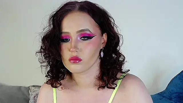 Snapshot of IrinaArt chatting on 3, 12, 2024 IrinaArt online show from 3, 12, 2024