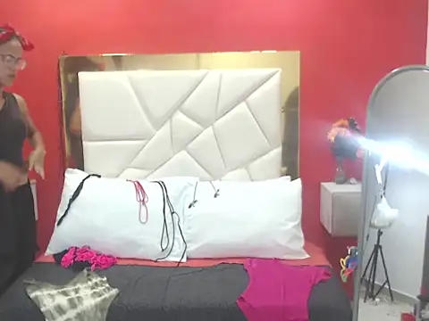 CanellaHotx online show from 14, 10, 2025