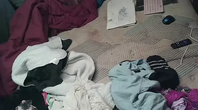 Snapshot of cdressupdiva chatting on 31, 12, 2024 cdressupdiva online show from 31, 12, 2024