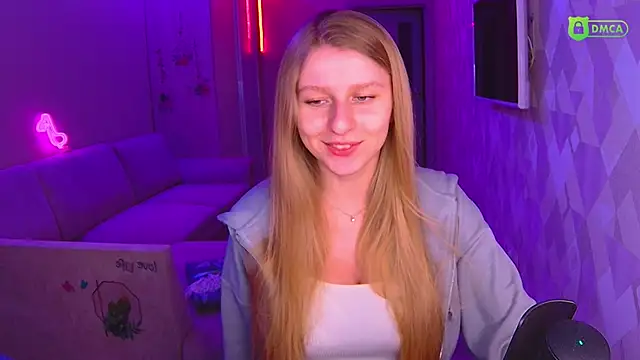 Snapshot of AmaliaQueen chatting on 7, 12, 2024 AmaliaQueen online show from 7, 12, 2024