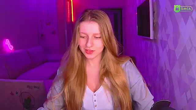 Snapshot of AmaliaQueen chatting on 12, 12, 2024 AmaliaQueen online show from 12, 12, 2024