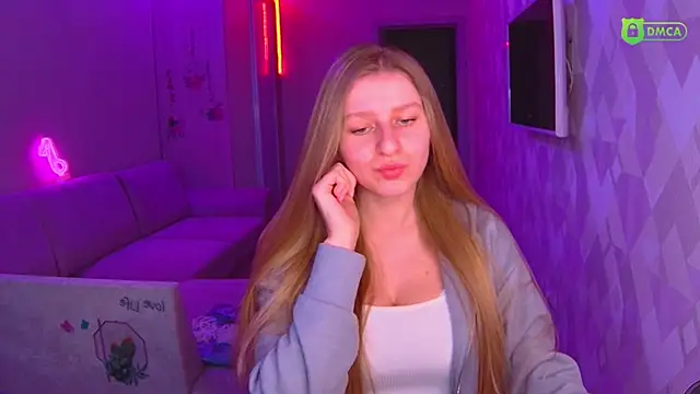 Snapshot of AmaliaQueen chatting on 15, 12, 2024 AmaliaQueen online show from 15, 12, 2024