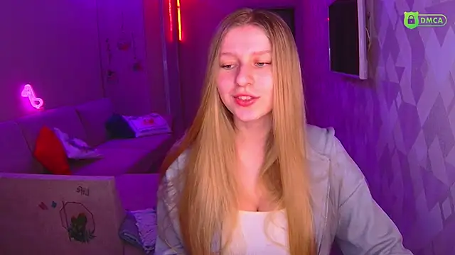 Snapshot of AmaliaQueen chatting on 5, 1, 2025 AmaliaQueen online show from 5, 1, 2025