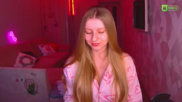 Snapshot of AmaliaQueen chatting on 6, 1, 2025 AmaliaQueen online show from 6, 1, 2025