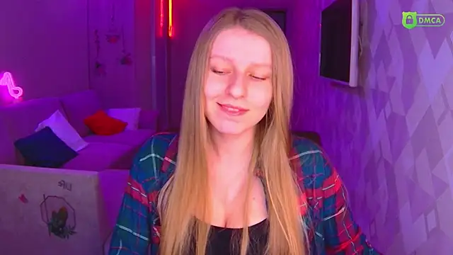 Snapshot of AmaliaQueen chatting on 2, 2, 2025 AmaliaQueen online show from 2, 2, 2025