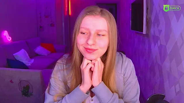 Snapshot of AmaliaQueen chatting on 3, 3, 2025 AmaliaQueen online show from 3, 3, 2025