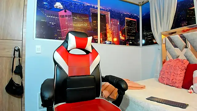 Kendall Sophy online show from 11, 3, 2025