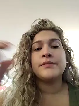 Sara smiiith211 online show from 27, 12, 2024