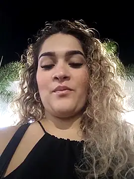 Sara smiiith211 online show from 9, 10, 2025