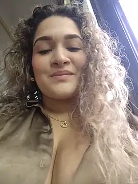 Snapshot of Sara_smiiith211 chatting on 23, 3, 2026 Sara smiiith211 online show from 23, 3, 2026