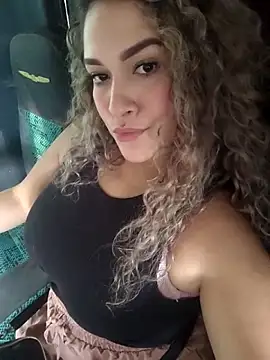 Snapshot of Sara_smiiith211 chatting on 24, 3, 2026 Sara smiiith211 online show from 24, 3, 2026