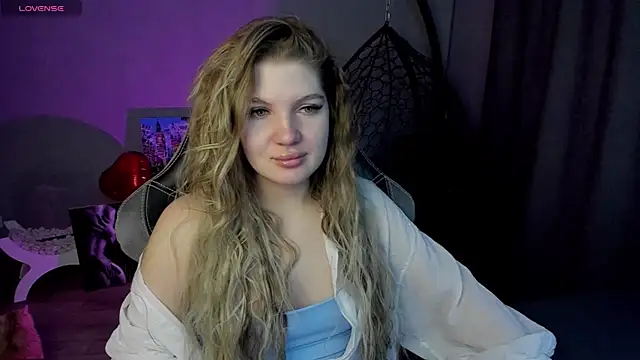 Snapshot of lily_williamss chatting on 6, 2, 2025 lily williamss online show from 6, 2, 2025