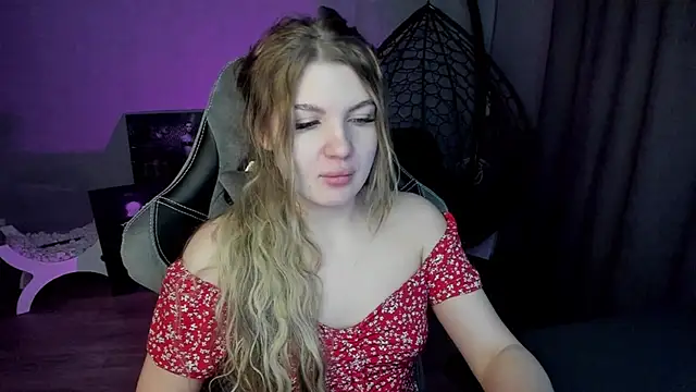 Snapshot of lily_williamss chatting on 13, 3, 2025 lily williamss online show from 13, 3, 2025