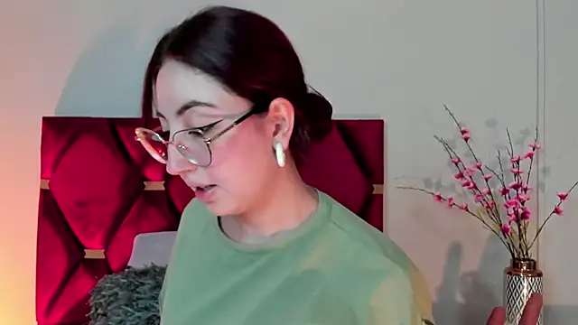 Emilywatsonn online show from 3, 1, 2025