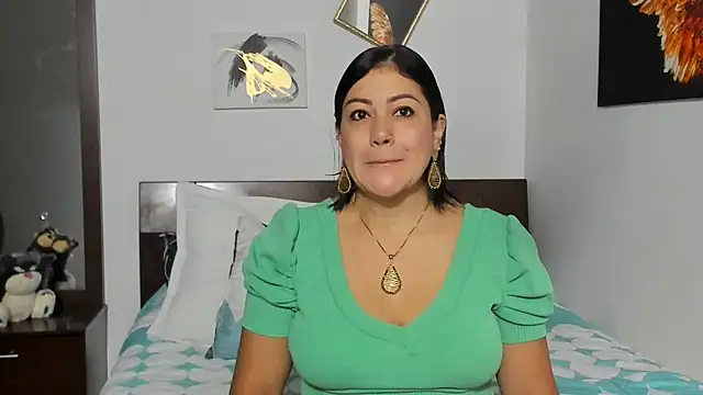 EmilyPeytonn online show from 29, 1, 2025