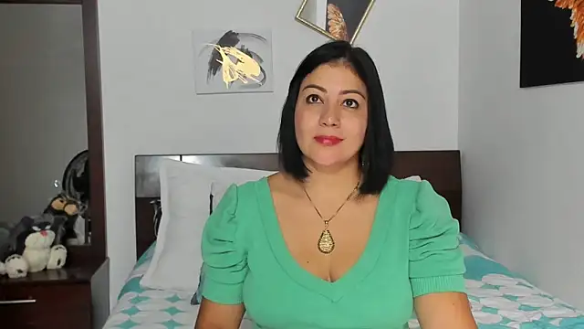 EmilyPeytonn online show from 29, 1, 2025