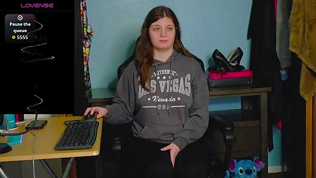 TreeJeanne online show from 16, 12, 2025