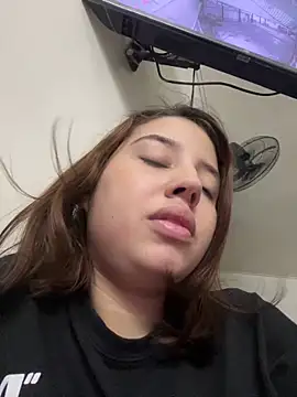 Lia sex69 online show from 25, 1, 2025