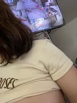 Lia sex69 online show from 28, 1, 2025