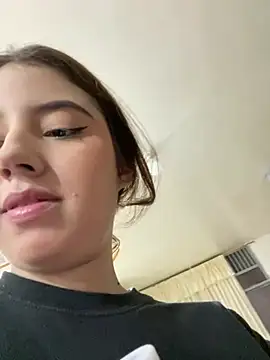 Lia sex69 online show from 4, 2, 2025