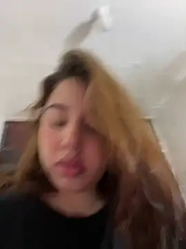 Lia sex69 online show from 6, 2, 2025