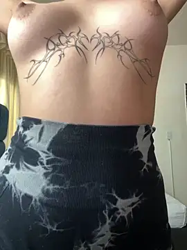 Lia sex69 online show from 11, 2, 2025