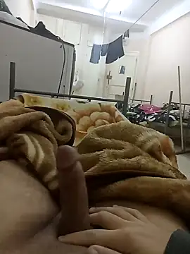 Snapshot of Hot_Boy_2004 chatting on 8, 2, 2025 Hot Boy 2004 online show from 8, 2, 2025