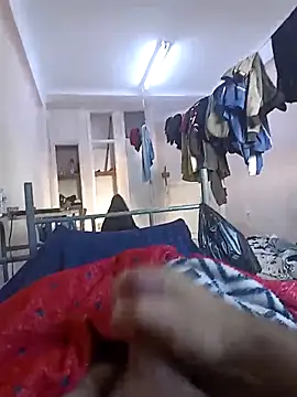 Snapshot of Hot_Boy_2004 chatting on 19, 11, 2025 Hot Boy 2004 online show from 19, 11, 2025