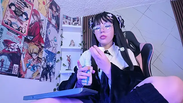 Snapshot of Purplee_Baby chatting on 11, 2, 2025 Purplee Baby online show from 11, 2, 2025